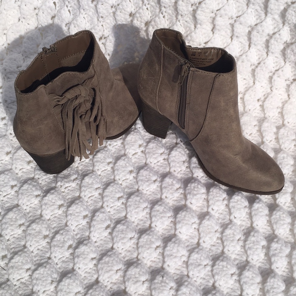 Fergalious booties